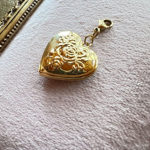 Heart Locket Charm Pendant 18k Gold PVD Stainless Steel Rose Design And Clasp - Picture 8 of 16